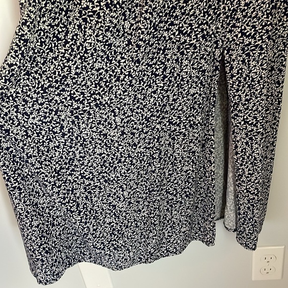 Old Navy blue floral dress - Picture 2 of 2